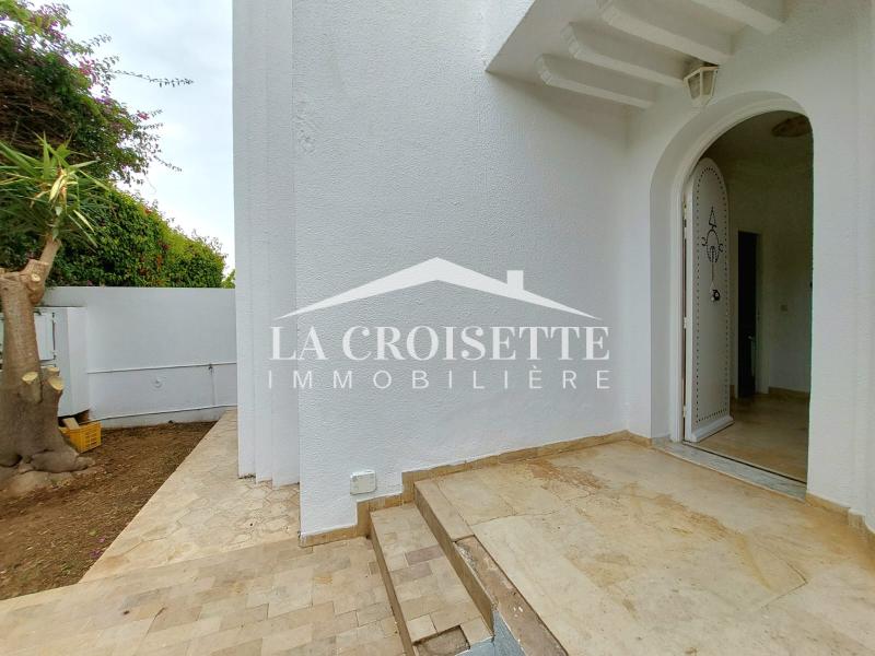 Duplex S+4 à La Marsa